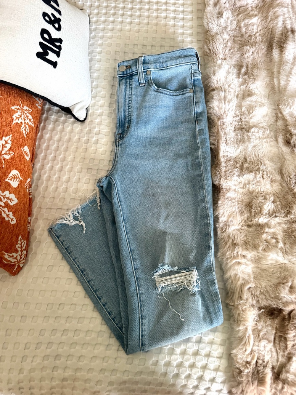 Madewell The Perfect Vintage Jean Distressed Size 27